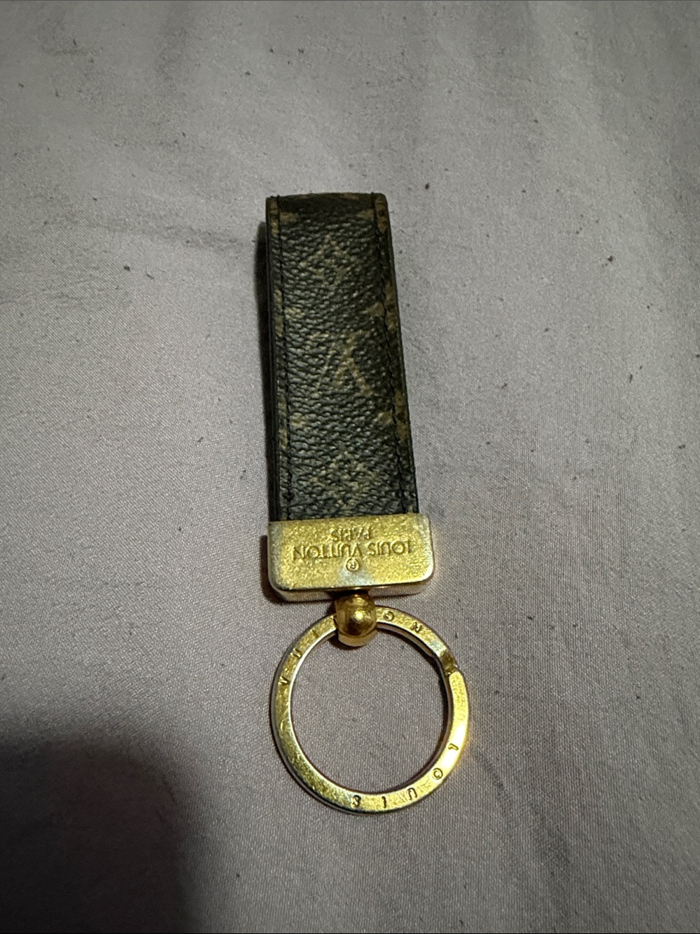 Louis Vuitton dragonne Monogram Canvas Key Holder with Gold-Tone Hardware